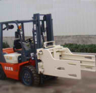 易游yy平台可靠吗足球:降本、合规如何兼得?看看东风天龙KX双擎混动牵引车的答案